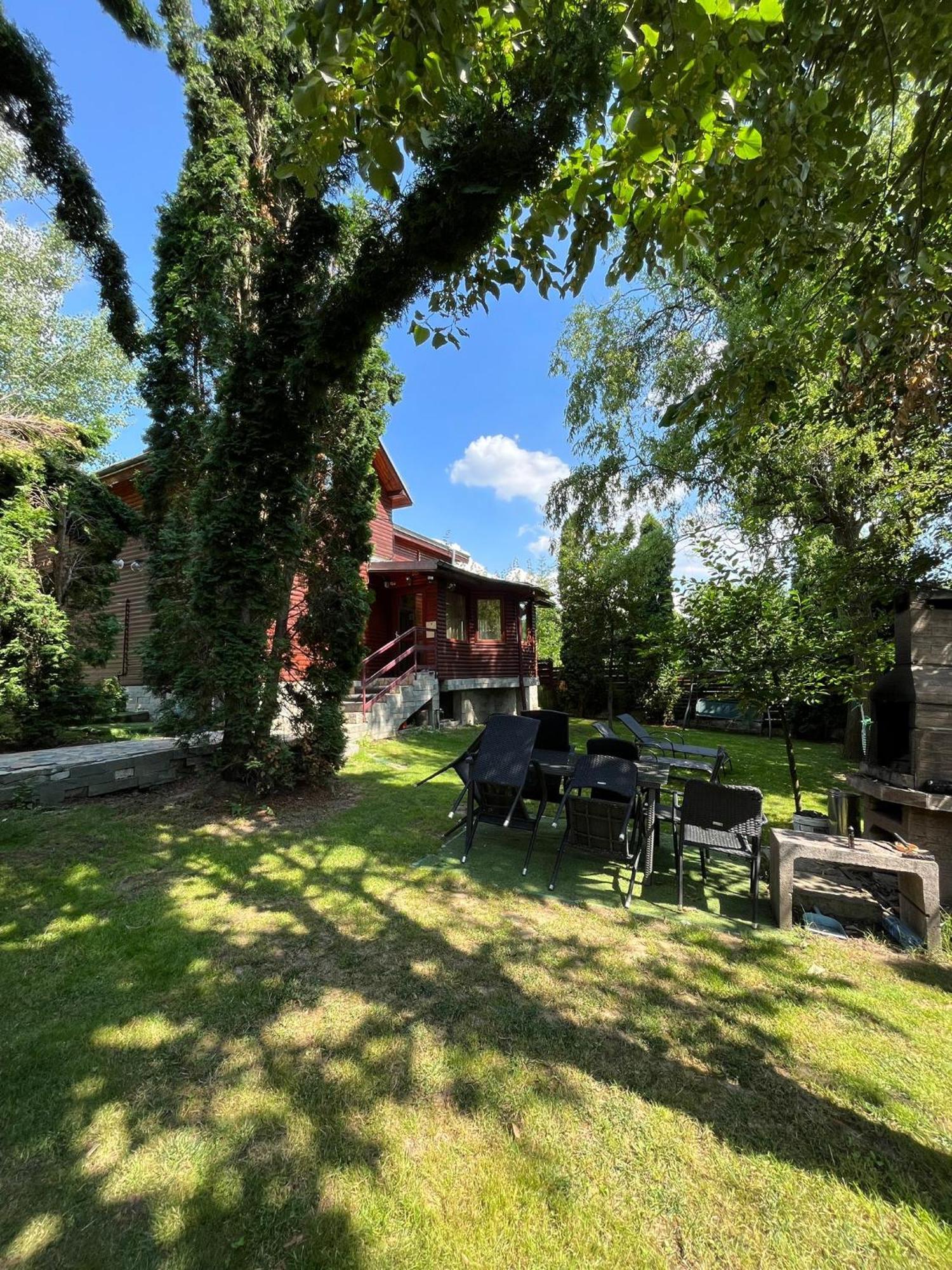Maxx Lodge Бакеу Екстер'єр фото